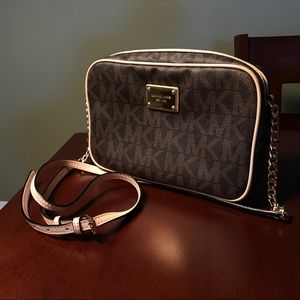 Michael Kors Crossbody
